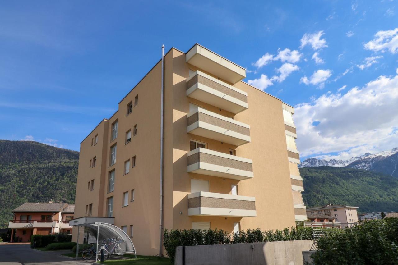 Nice Apartment Ideally Located In Martigny المظهر الخارجي الصورة